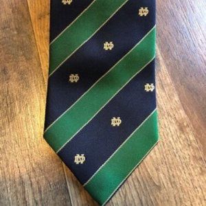 Vintage Notre Dame logo Hammes campus bookstore poly silk necktie tie